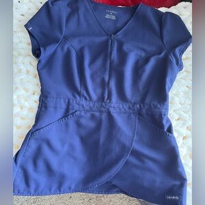 MOVING SALE Jaanuu tunic scrub top